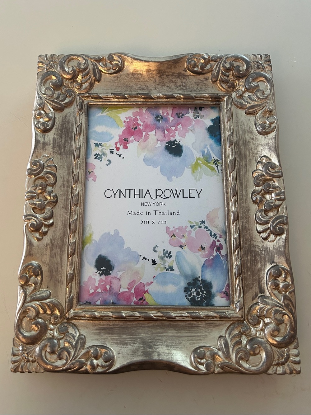 Cynthia Rowley Gold Ornate Picture Frame 5” x 7” photo